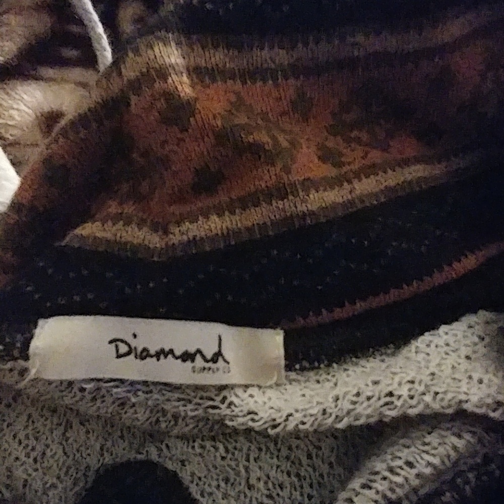 Sweater - Picture 2 of 2